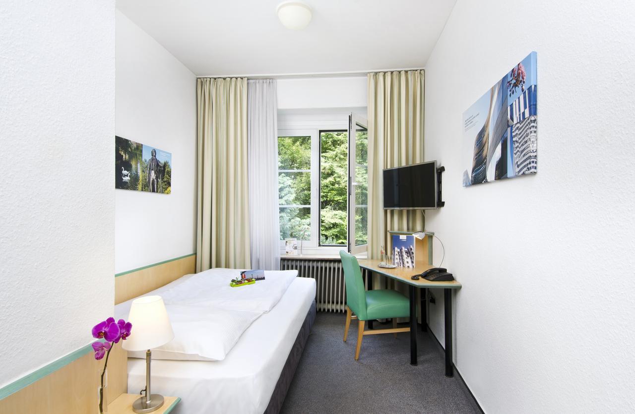 Hotel Am Hofgarten Dusseldorf Exterior photo