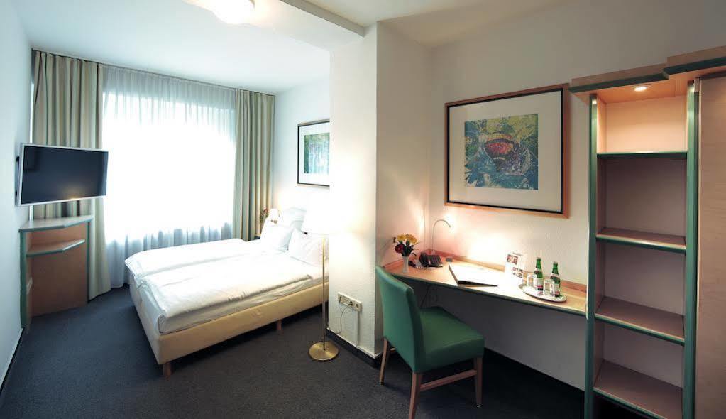 Hotel Am Hofgarten Dusseldorf Exterior photo